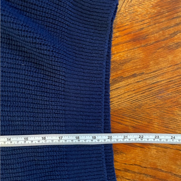 Blue Sweater - Picture 3 of 6